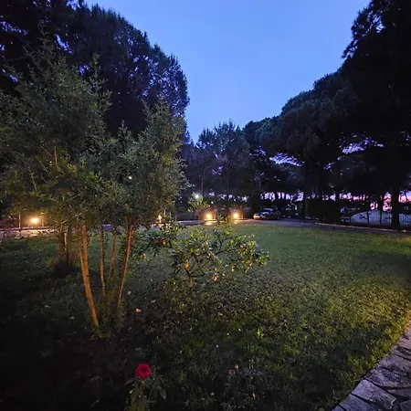 Pinea Mare Villa *