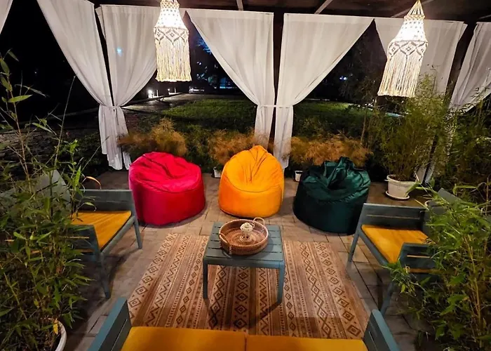 Pinea Mare 빌라 골렘